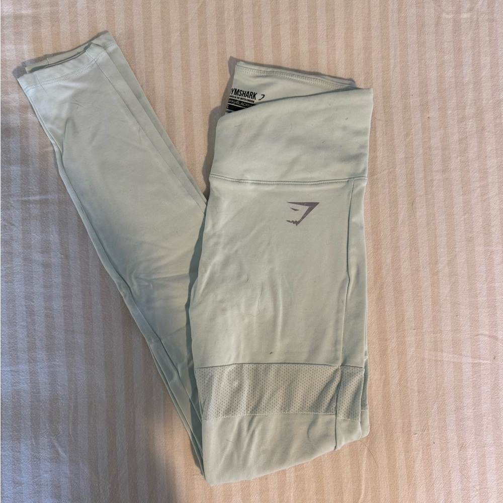 Nikki blackketter gymshark leggings